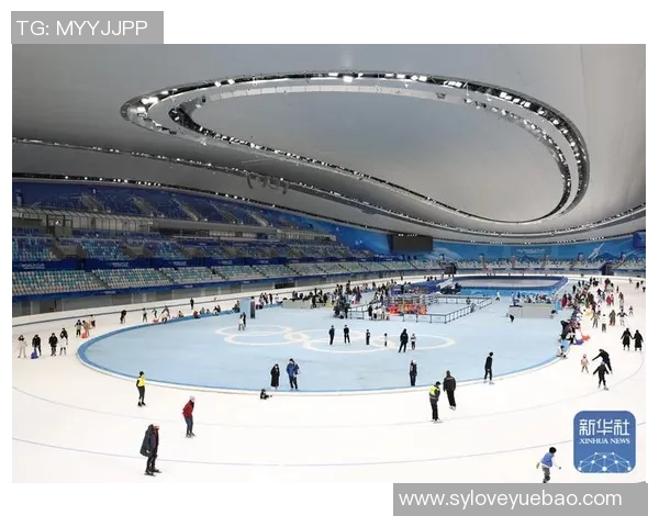 冰雪运动走进南方城市掀热潮 报名人数激增超出预期引广泛关注 冰雪运动走进南方城市掀热潮 报名人数激增超出预期引广泛关注