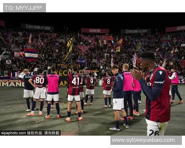 镜头回顾：欧联这一幕令人泪目